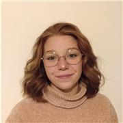 Insegnante per studenti scuole medie ed elementari